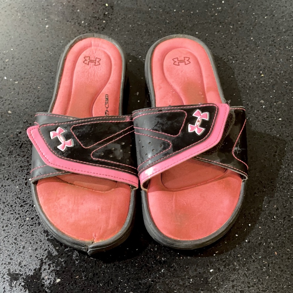 Girls Under Armour Slides sz 5y #2003
